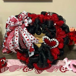 New Handmade Valentines Day Wreath
